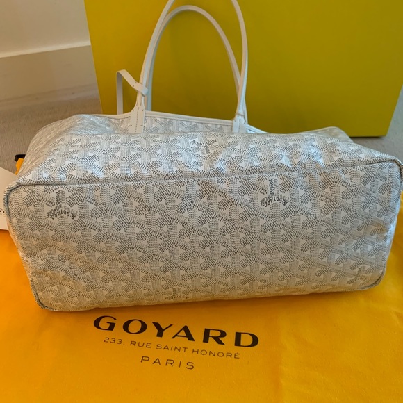 GOYARD St. Louis PM Tote - Picture 6 of 11